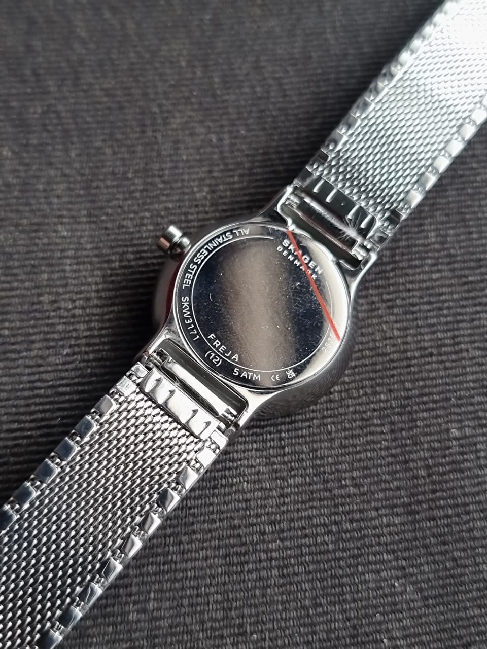 Skagen Freja Lille Women's Quartz Watch – 26mm Blue Dial & Silver Stainless Steel Mesh Bracelet – SKW3171