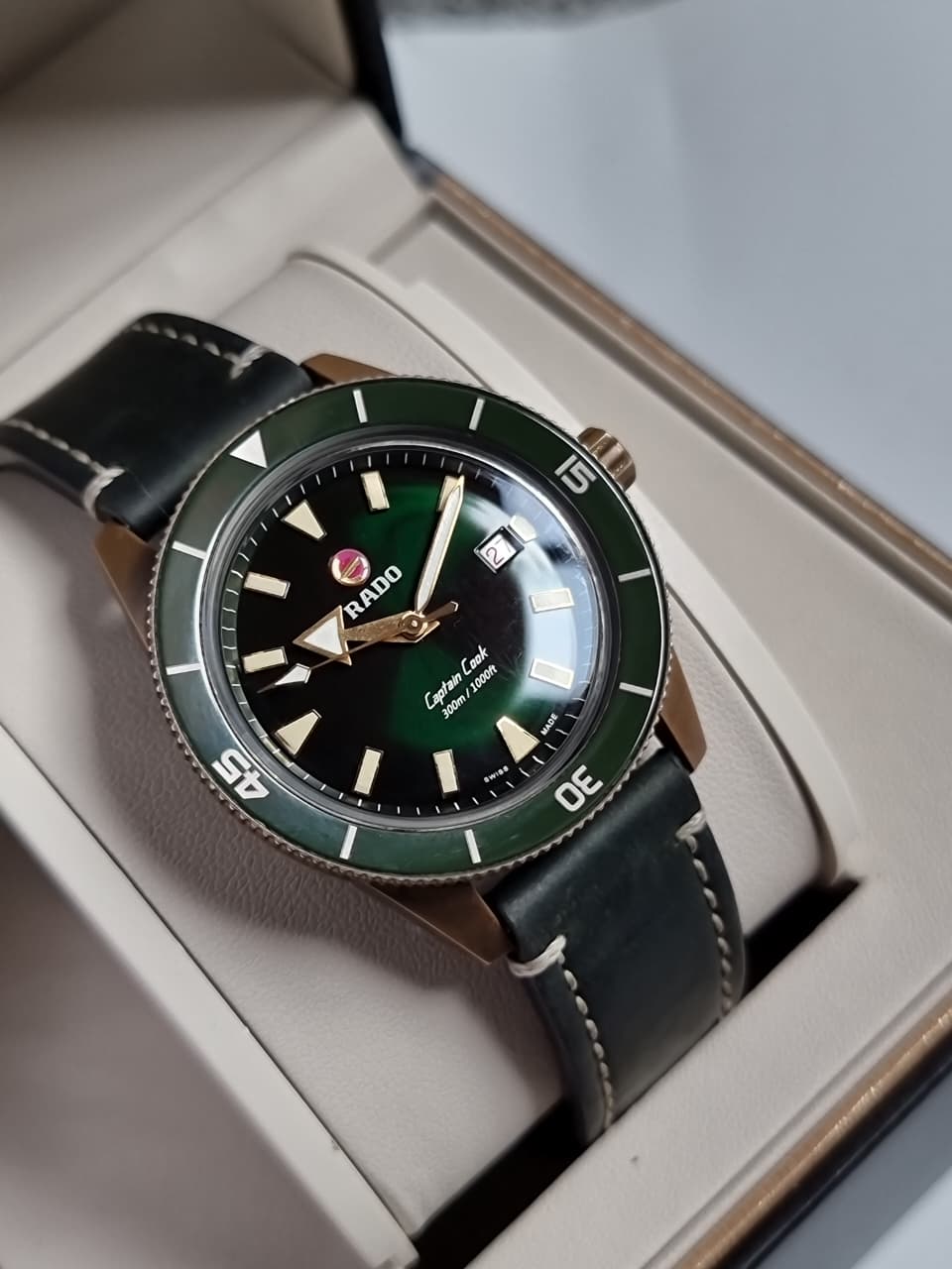 Rado Captain Cook Automatic Bronze Men's Watch R32504315 – 42mm