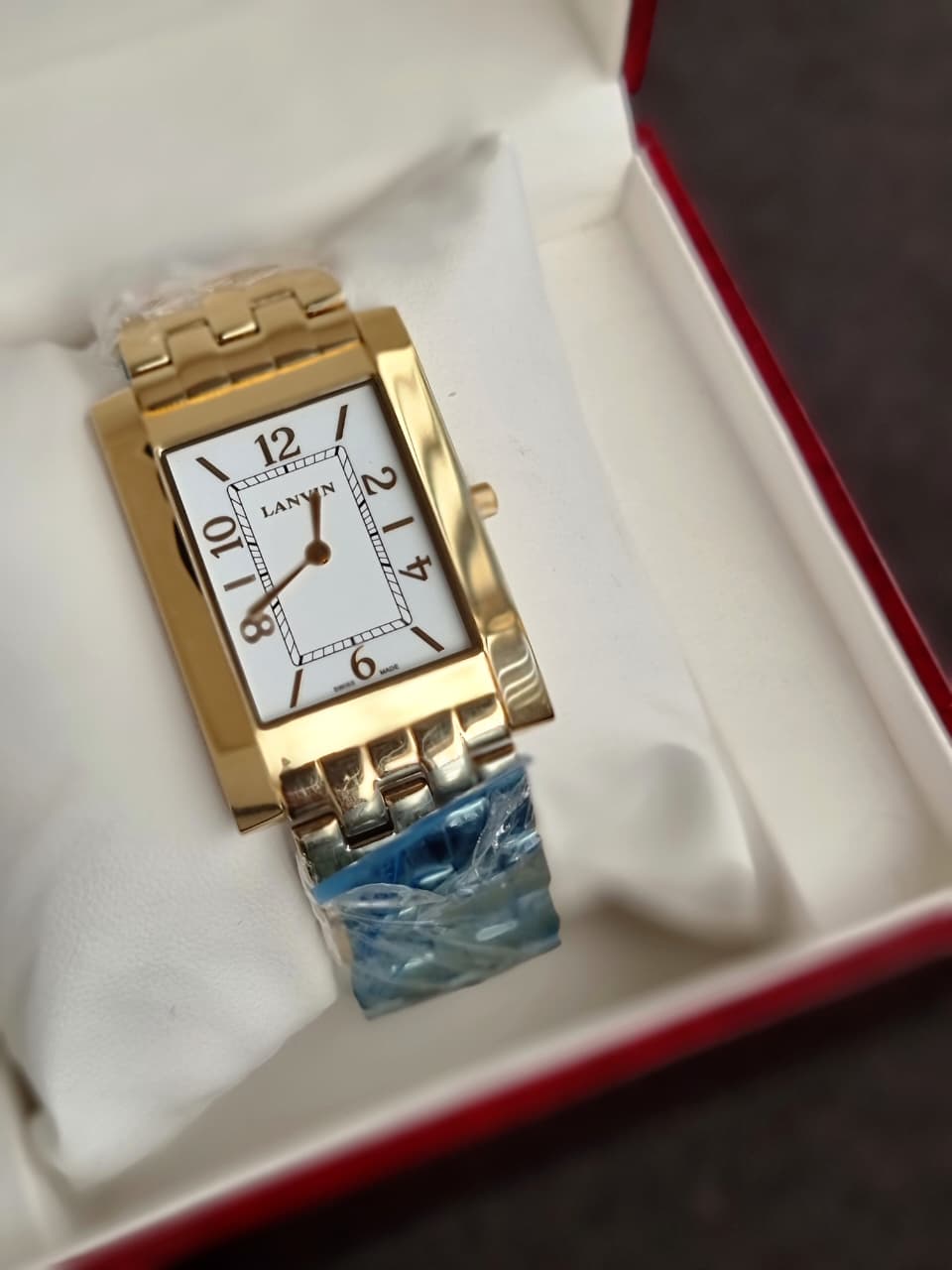Lanvin Swiss Made Women's Quartz Watch – 28mm × 32mm White Dial & Gold-Tone Case