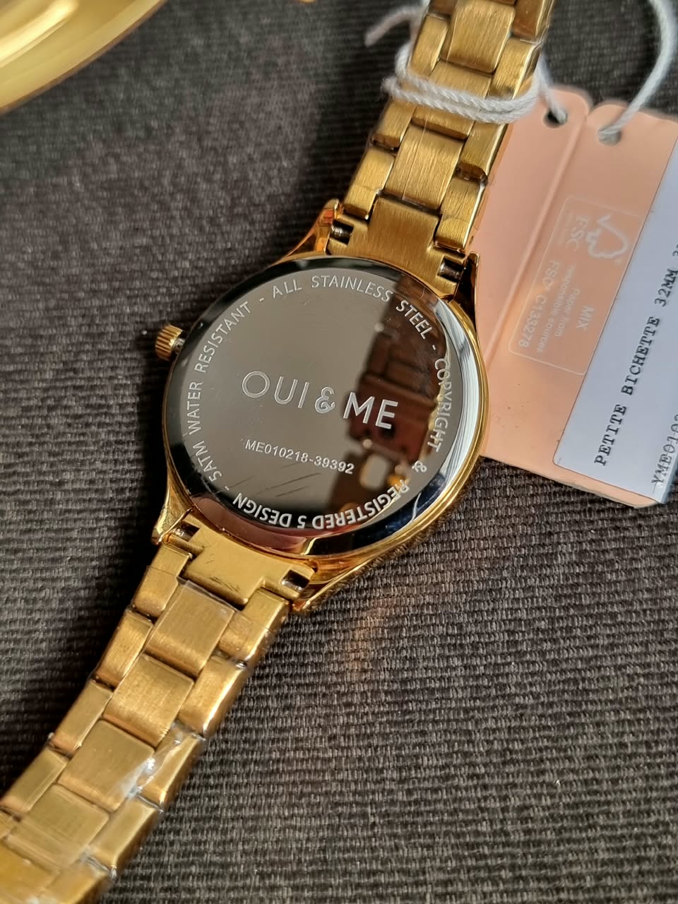 Oui And Me  Wrist Watch For ladies Golden Casing