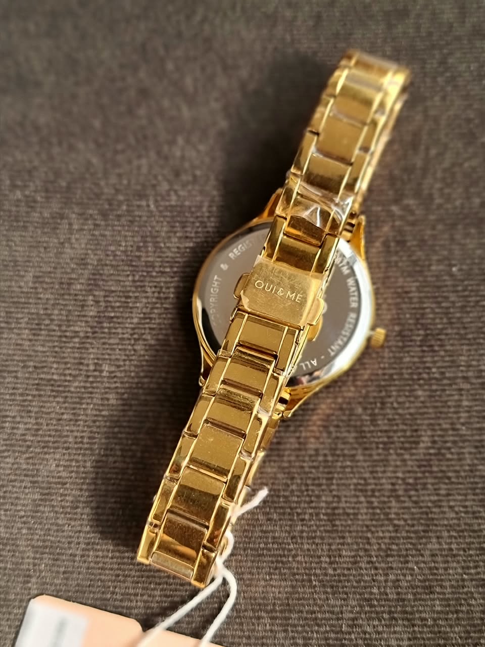 Oui And Me  Wrist Watch For ladies Golden Casing