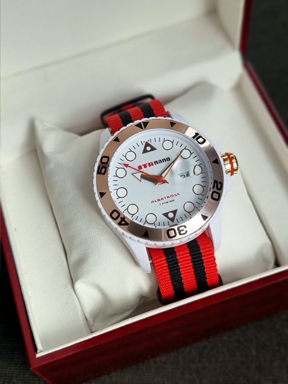Itanano Gents Watch 44mm Dial Nato Strap Quartz Watch