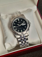 Lorus Sub Brand Of Seiko Gents Watch Black dial Rotating Bezel Quartz Watch