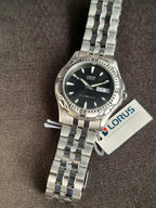 Lorus Sub Brand Of Seiko Gents Watch Black dial Rotating Bezel Quartz Watch