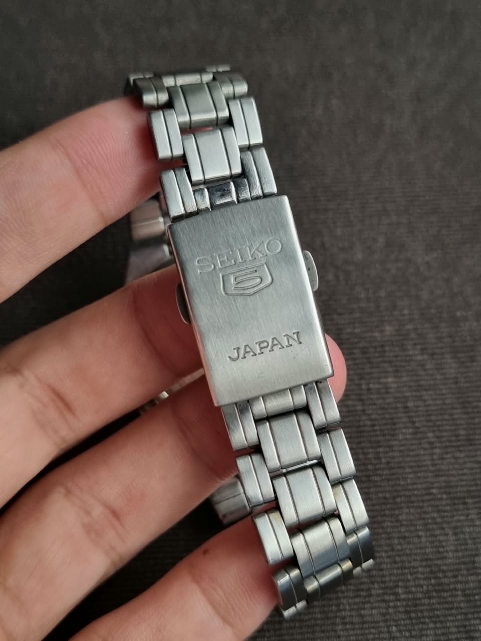 Seiko 5 Gents Watch 38mm Golden  Dial Automatic Watch