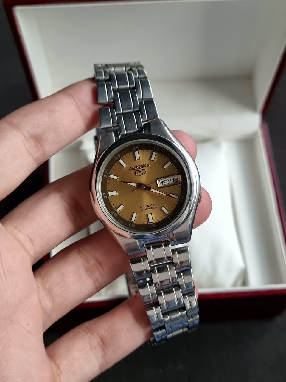 Seiko 5 Gents Watch 37mm Golden dial Automatic Watch
