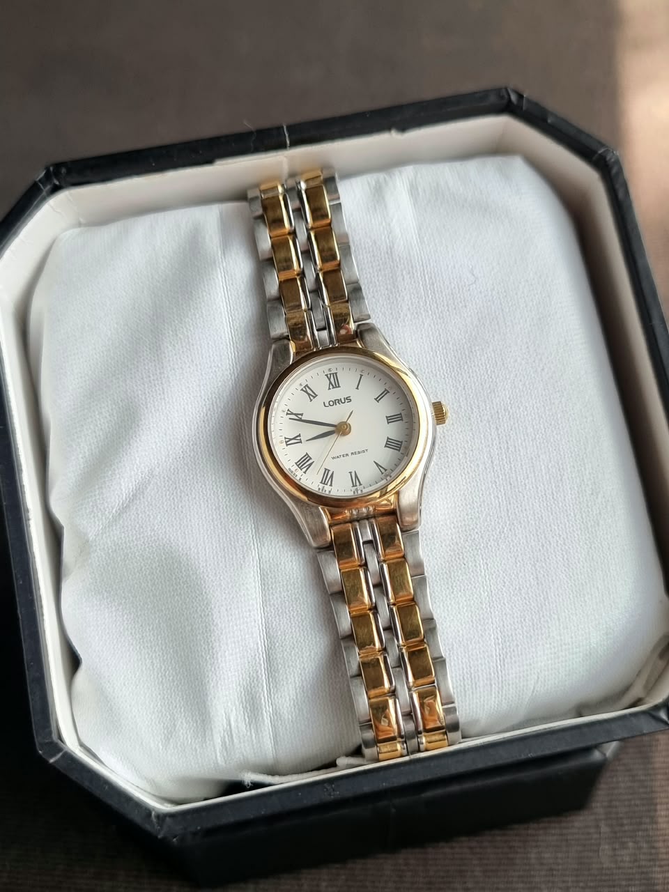 Lorus Sub  Brand Of Seiko Ladies Watch 24mm Dial Quartz Watch