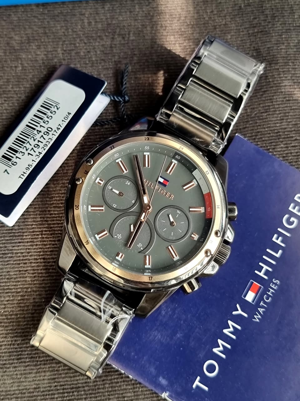 Tommy Hilfiger Men’s Quartz Stainless Steel Grey Dial 45mm Watch 1791790