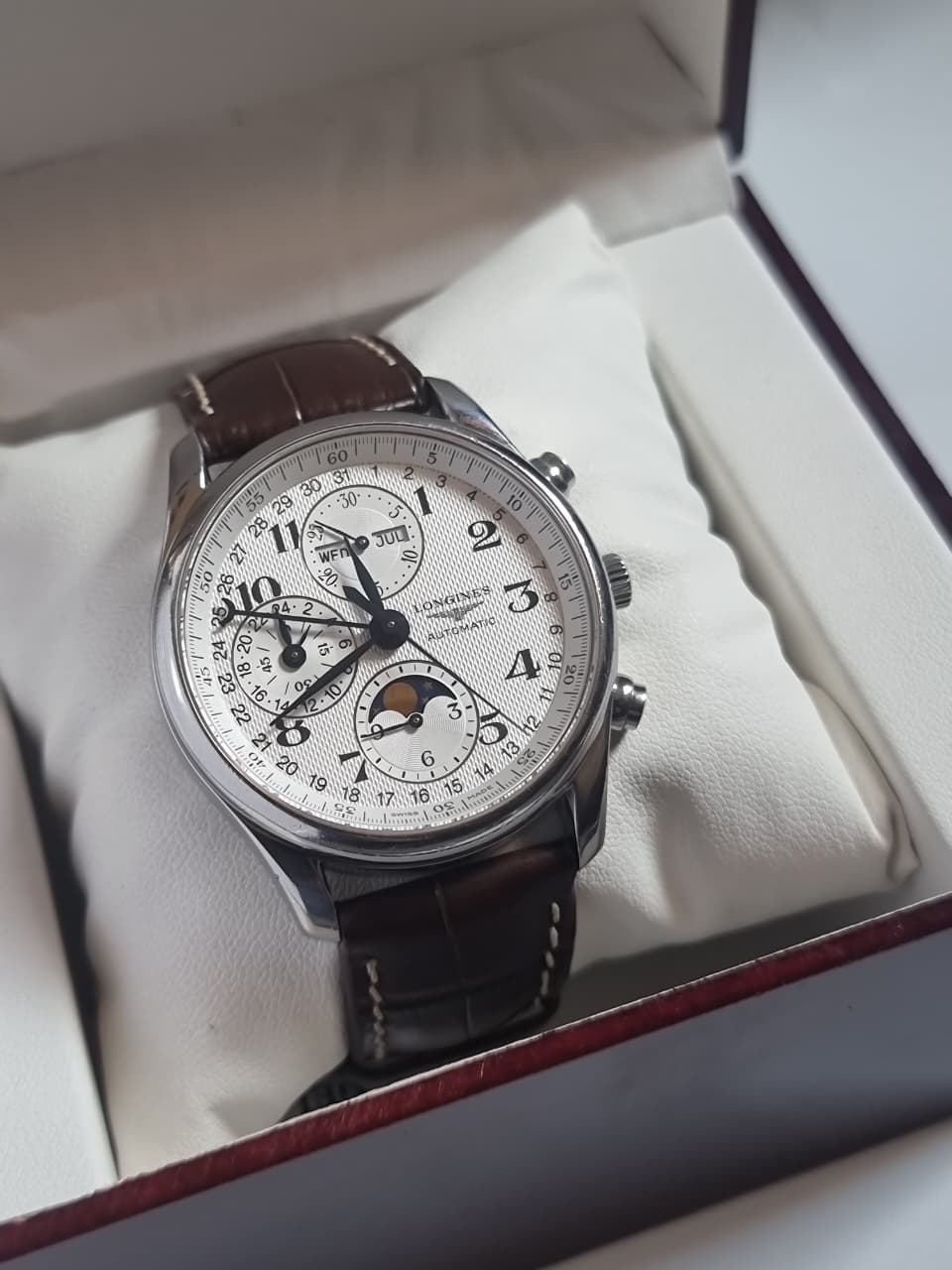 Longines Master Collection Men's Automatic Chronograph Moonphase Watch – 40mm Silver Barleycorn Dial & Brown Alligator Leather Strap – L2.673.4.78.3