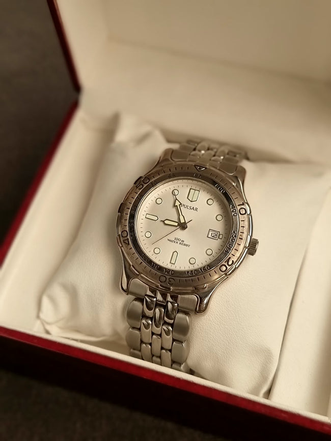 Pulsar Sub Brand Of Seiko 40mm Dial Quartz Watch Hover Image
