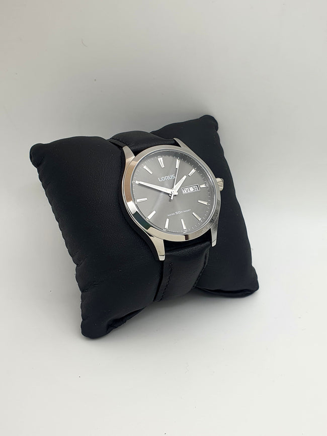 Lorus Sub Brand Of Seiko Gents Watch 40mm Dial Quartz Watch (8/10 Condition) Hover Image