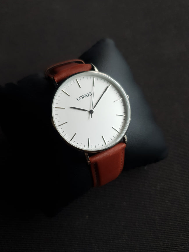 Lorus Sub Brand Of Seiko Gents Watch 40mm Dial Size Quartz Watch (8/10 Condition) Hover Image