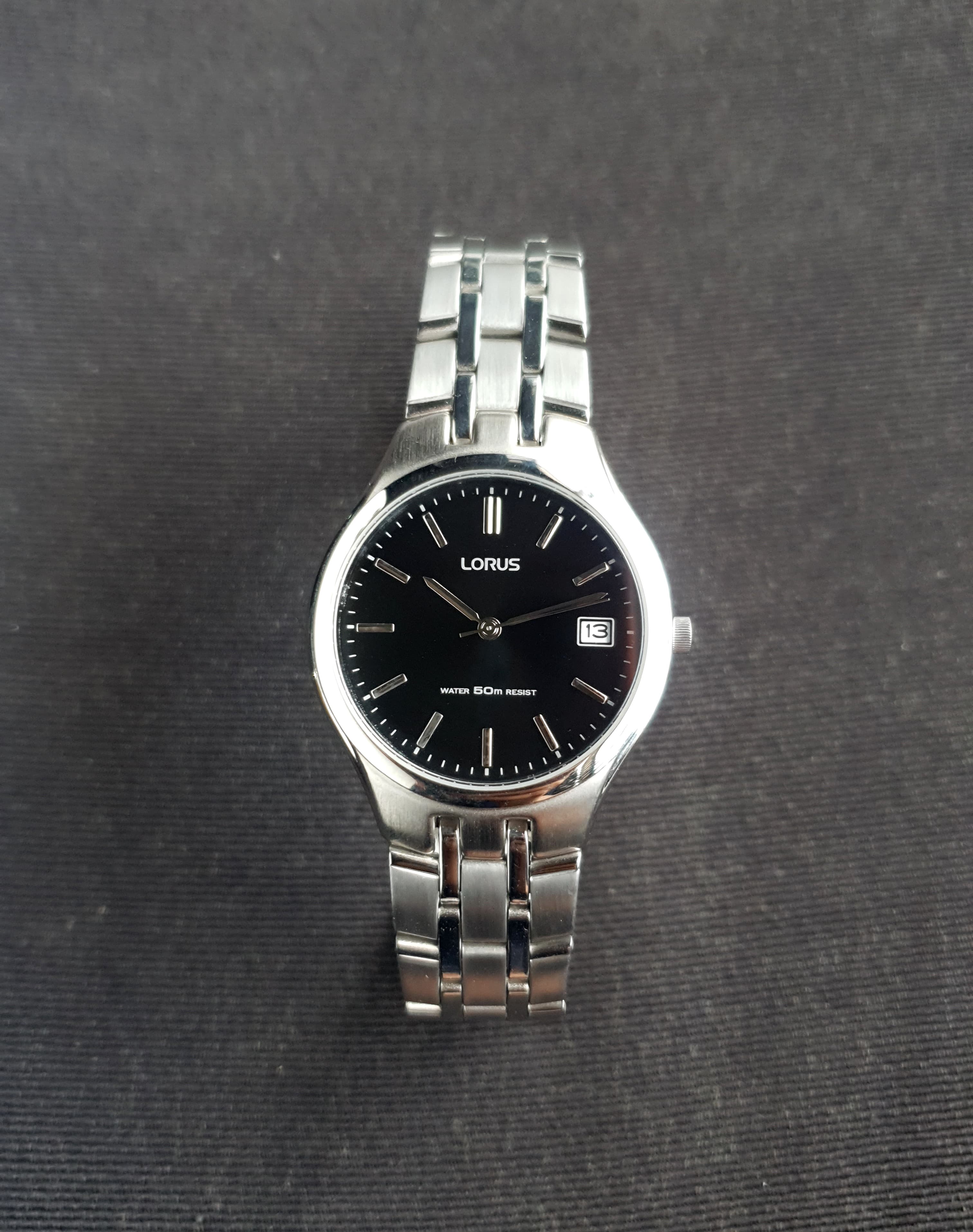Lorus Sub Brand Of Seiko Gents Black Dial  Watch Silver Chain 35mm Quartz Watch RXH63DX9