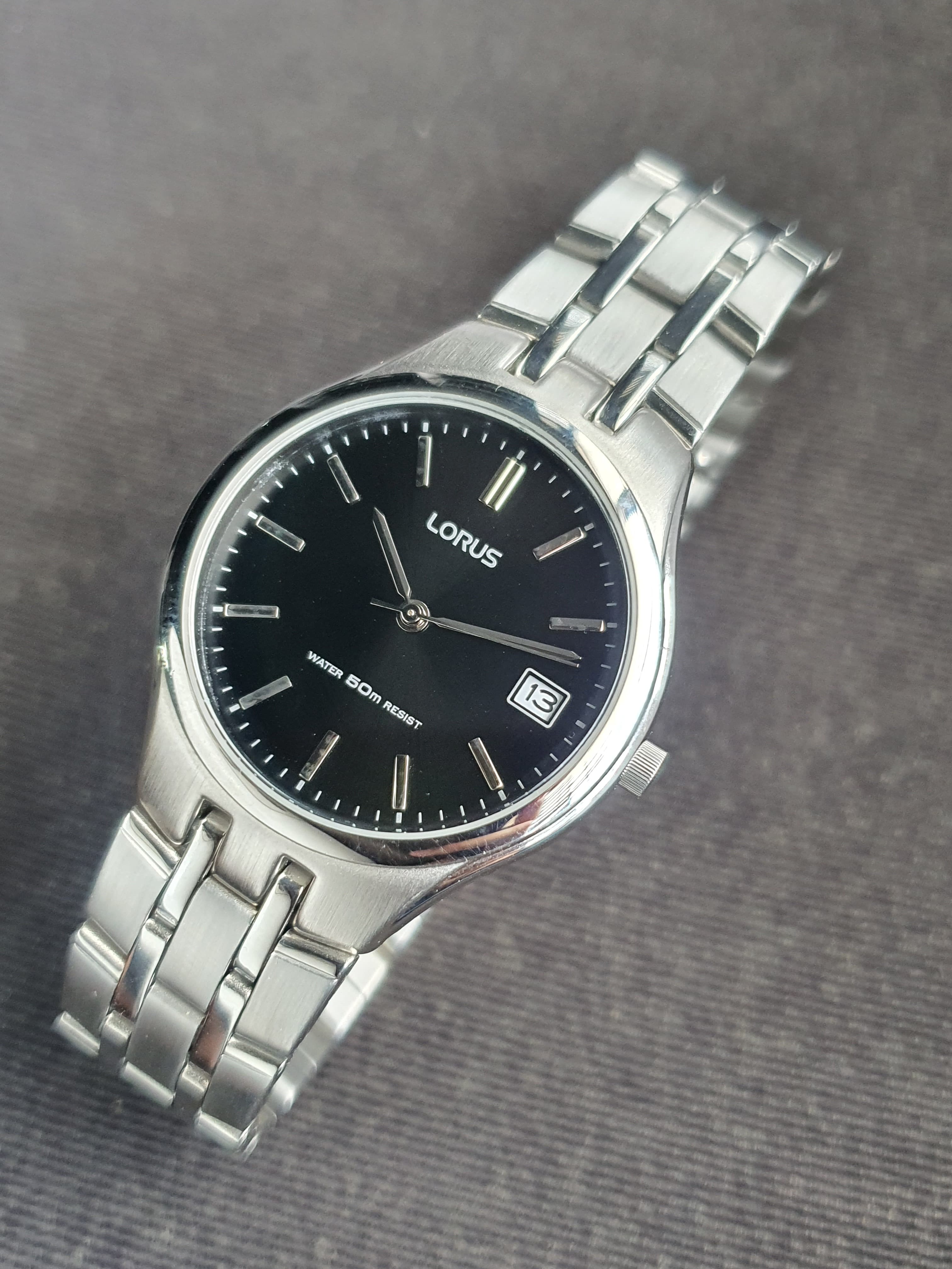 Lorus Sub Brand Of Seiko Gents Black Dial  Watch Silver Chain 35mm Quartz Watch RXH63DX9