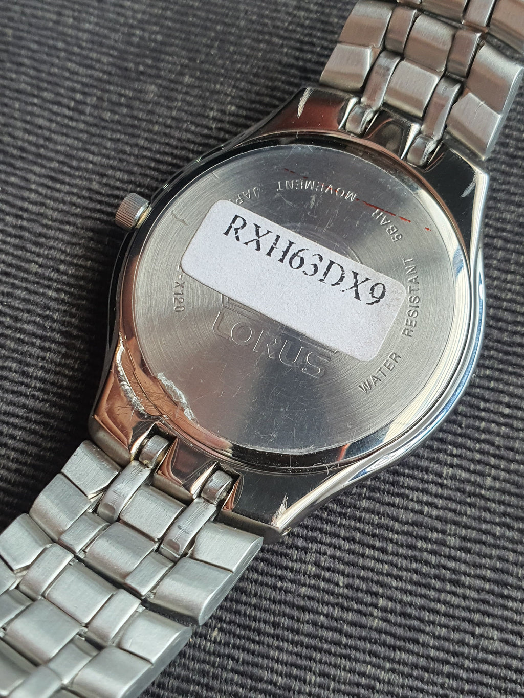 Lorus Sub Brand Of Seiko Gents Black Dial  Watch Silver Chain 35mm Quartz Watch RXH63DX9