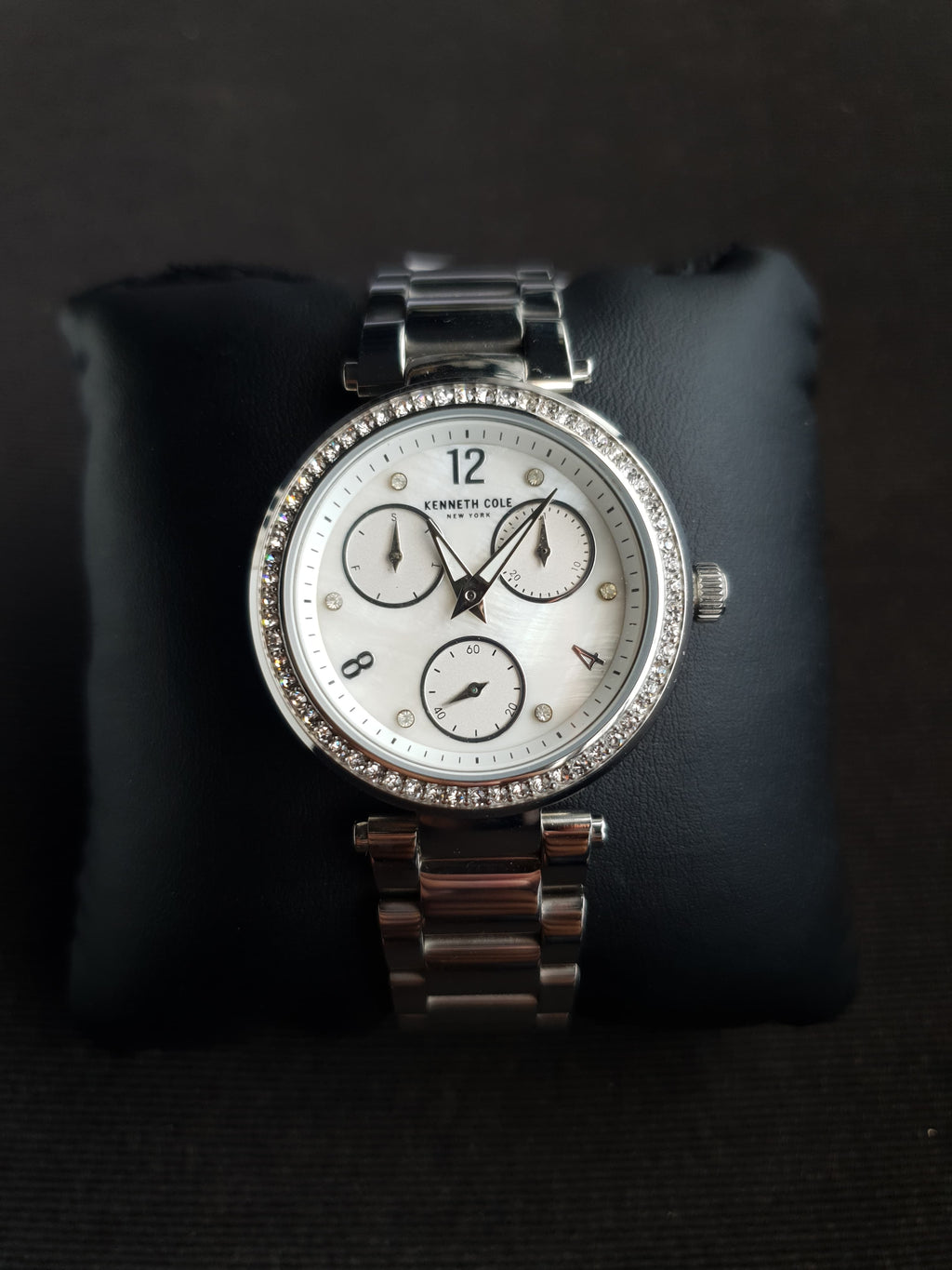 Kenneth Cole Ladies Watch Silver Chain 35mm Quartz Watch
