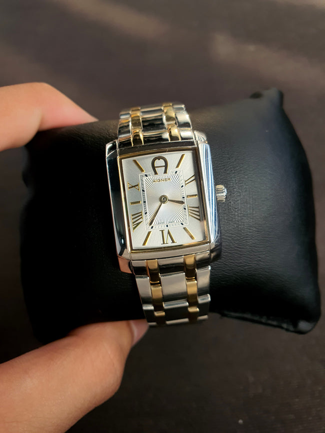 Aigner Ladies Watch Rectangular Dial Quartz Watch (BACK PLAIN) Hover Image