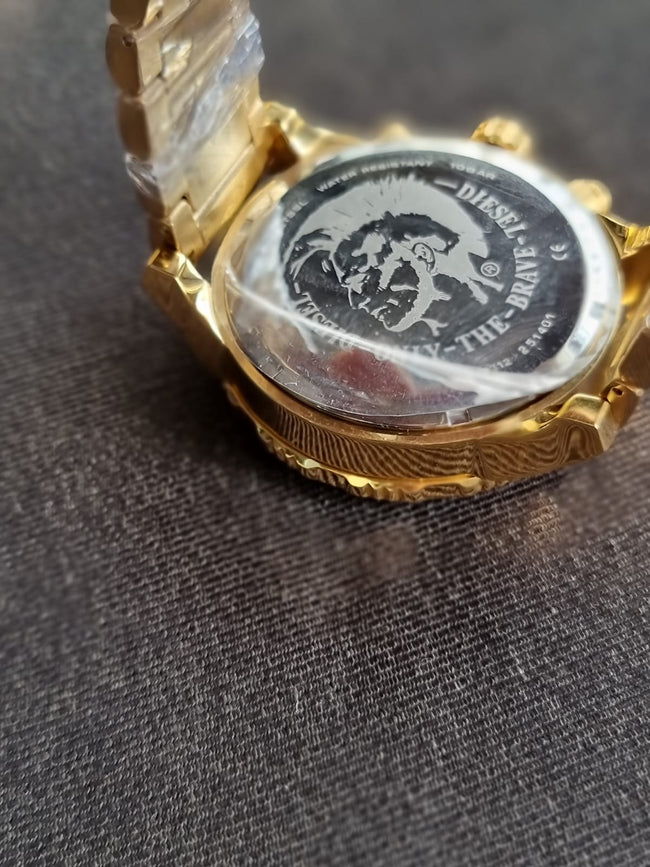 Diesel Gents Watch Golden Casing 50mm Dial Quartz Watch Without Box Main Image