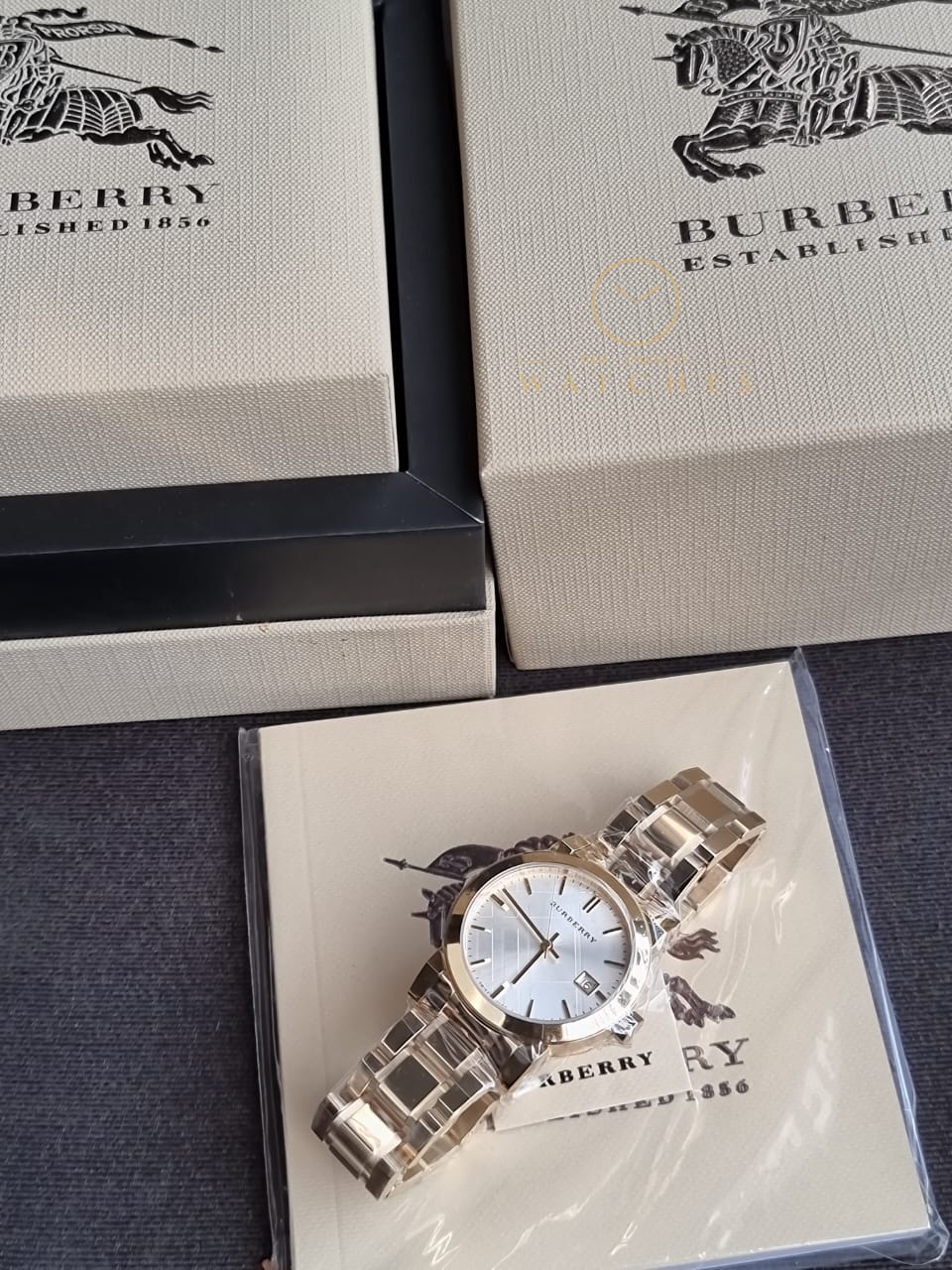 BURBERRY White Dial Gold-tone Ladies Watch BU9103