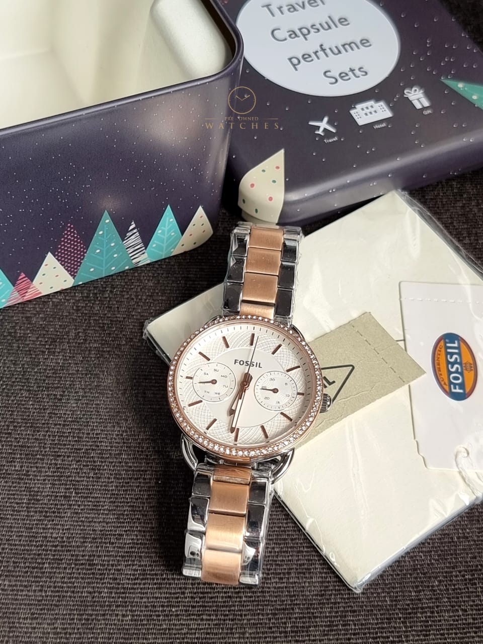 Fossil Women’s Quartz Stainless Steel Silver Dial 35mm Watch ES4396