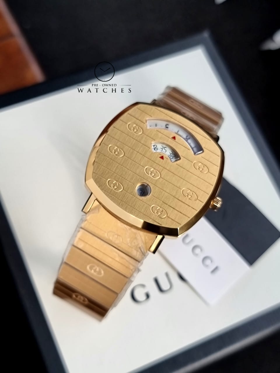 Gucci Unisex Swiss Made Quartz Stainless Steel Gold 38mm Watch YA157409