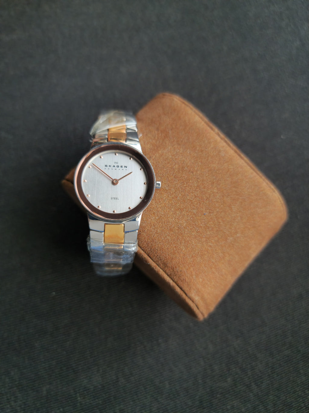 Skagen Ladies Watch Two Tone 28mm Dial Quartz Watch 430ssxk