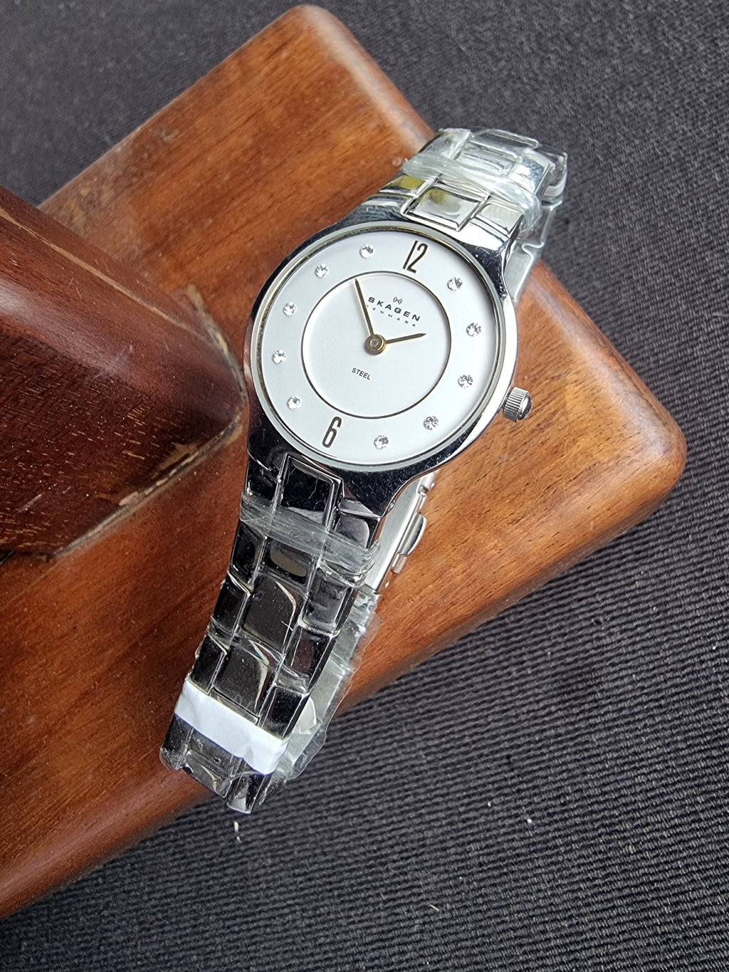 Skagen Women's 572SSGX Denmark Silver Tone Crystal Accent Watch
