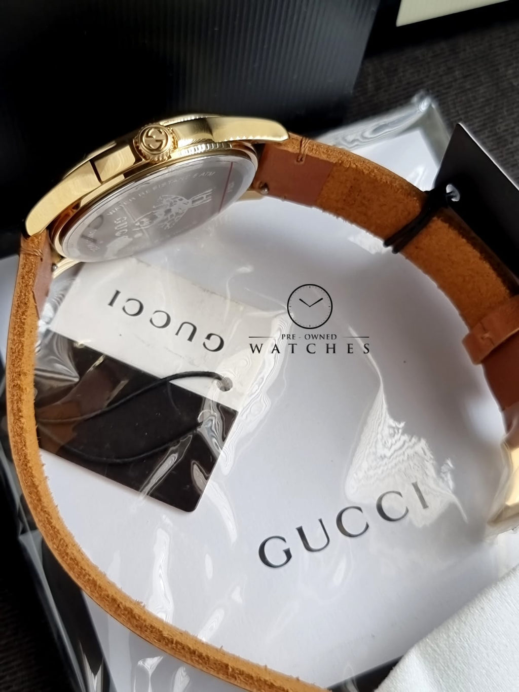 Gucci G-Timelss Analog ETA Quartz Brown Leather unisex-adult Watch(Model:YA126451