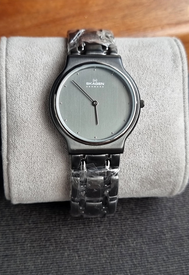 Skagen Denmark Fashion Brand 34mm Dial Quartz Watch 32LMXM Main Image