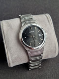 Lorus Sub Brand Of Seiko Gents Watch Silver Chain  Black Dial Quartz Watch