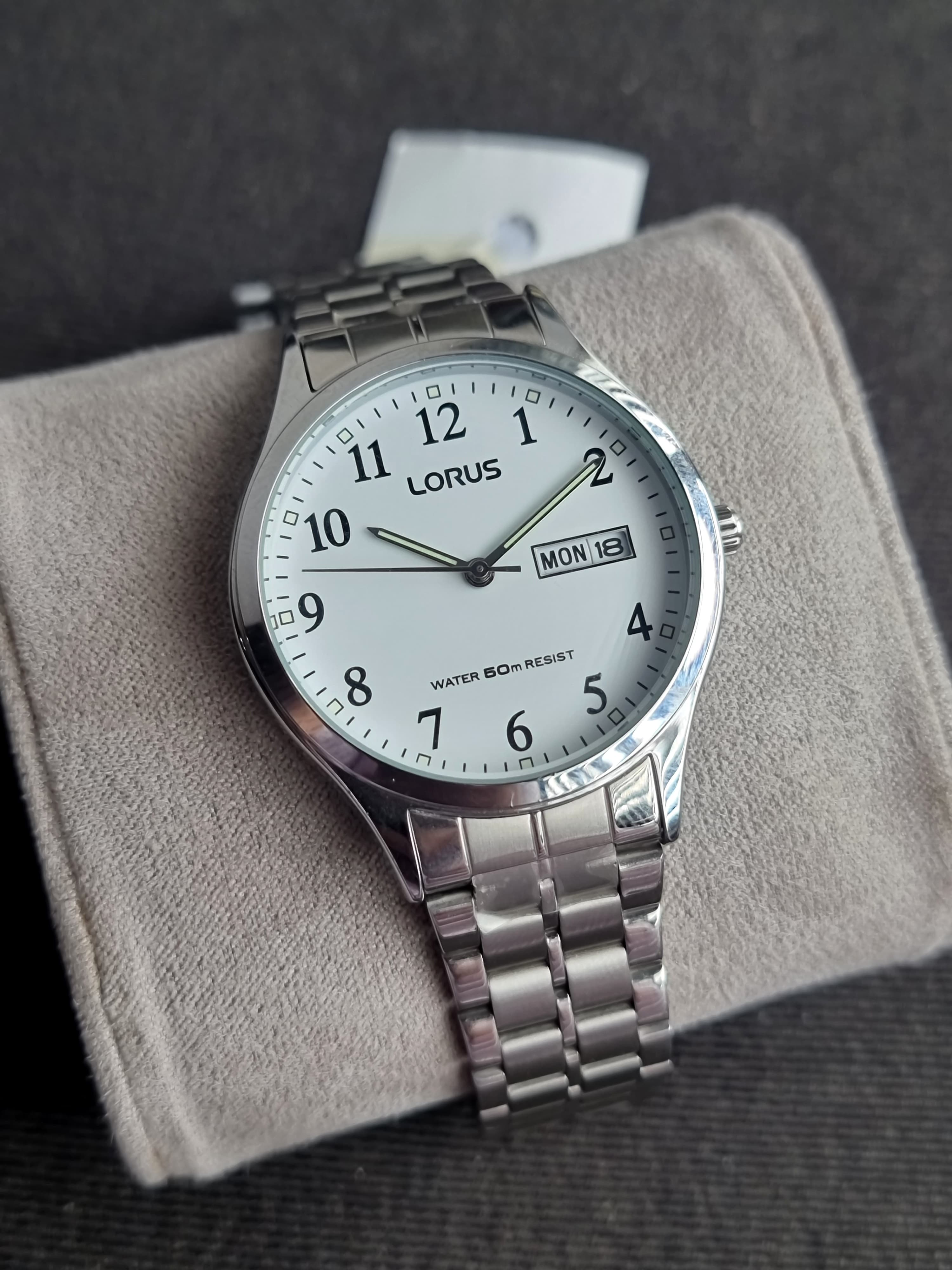Lorus Sub Brand Of Seiko Gents Watch 38mm Dial Quartz Watch