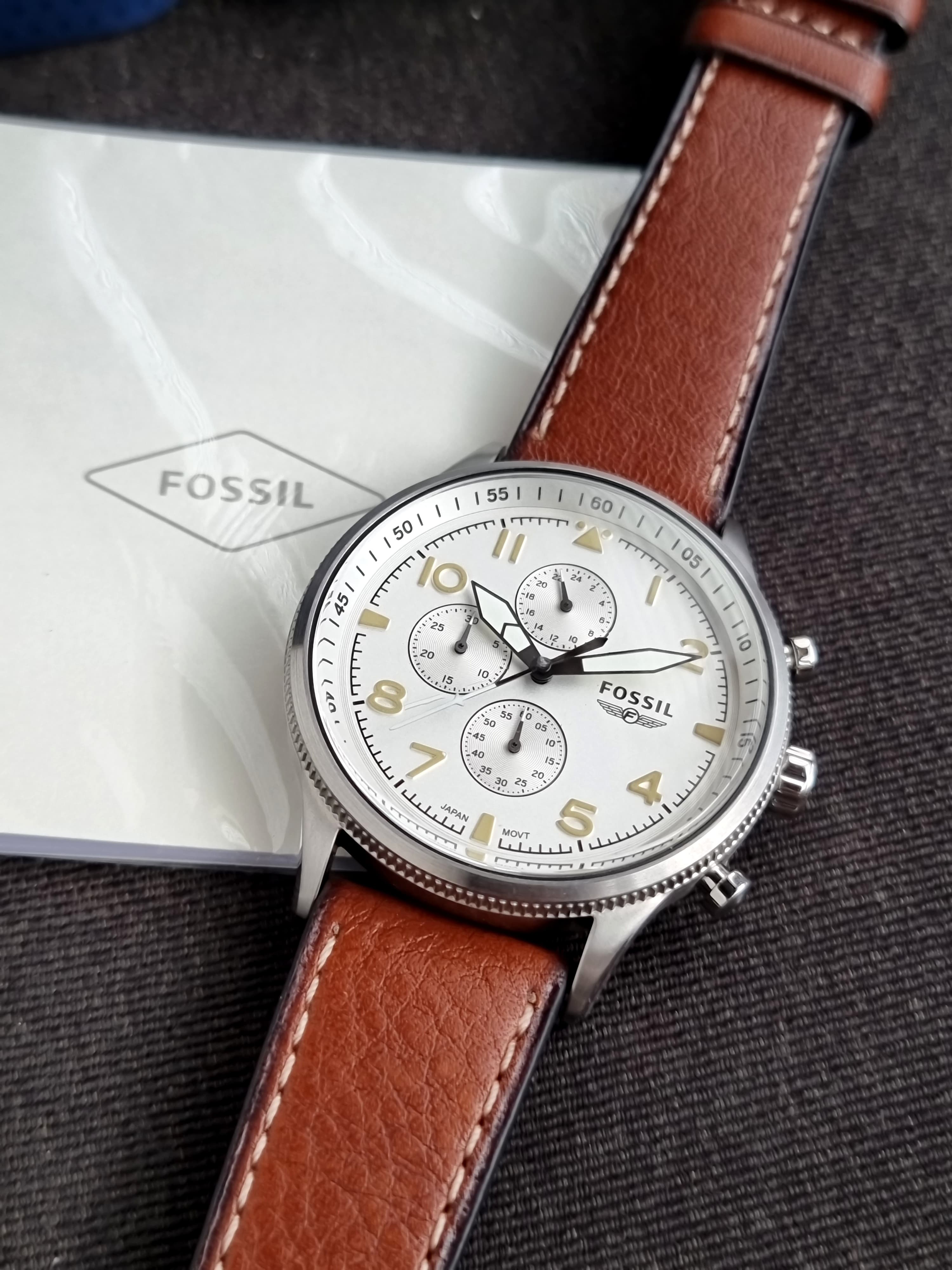 FOSSIL RETRO PILOT SILVER DIAL CHRONOGRAPH BROWN LEATHER MEN'S WATCH FS5809