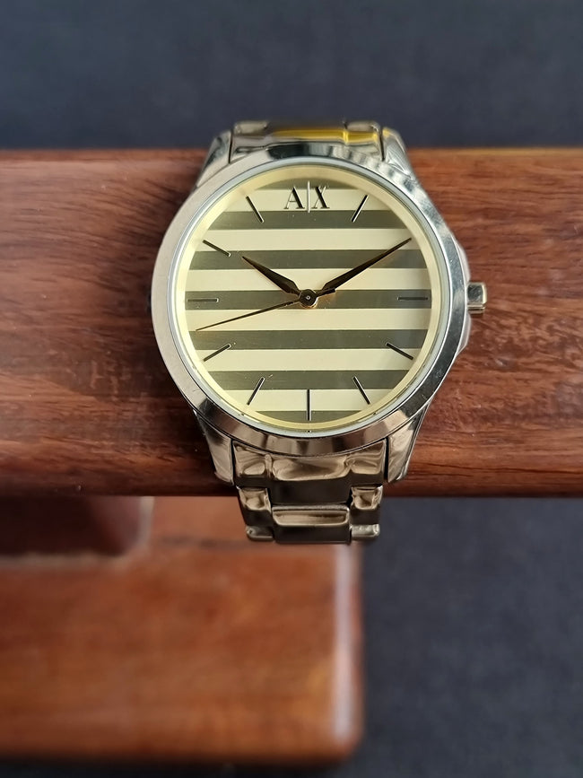 Armani Exchange Ladies Watch golden Casing Quartz Watch Hover Image