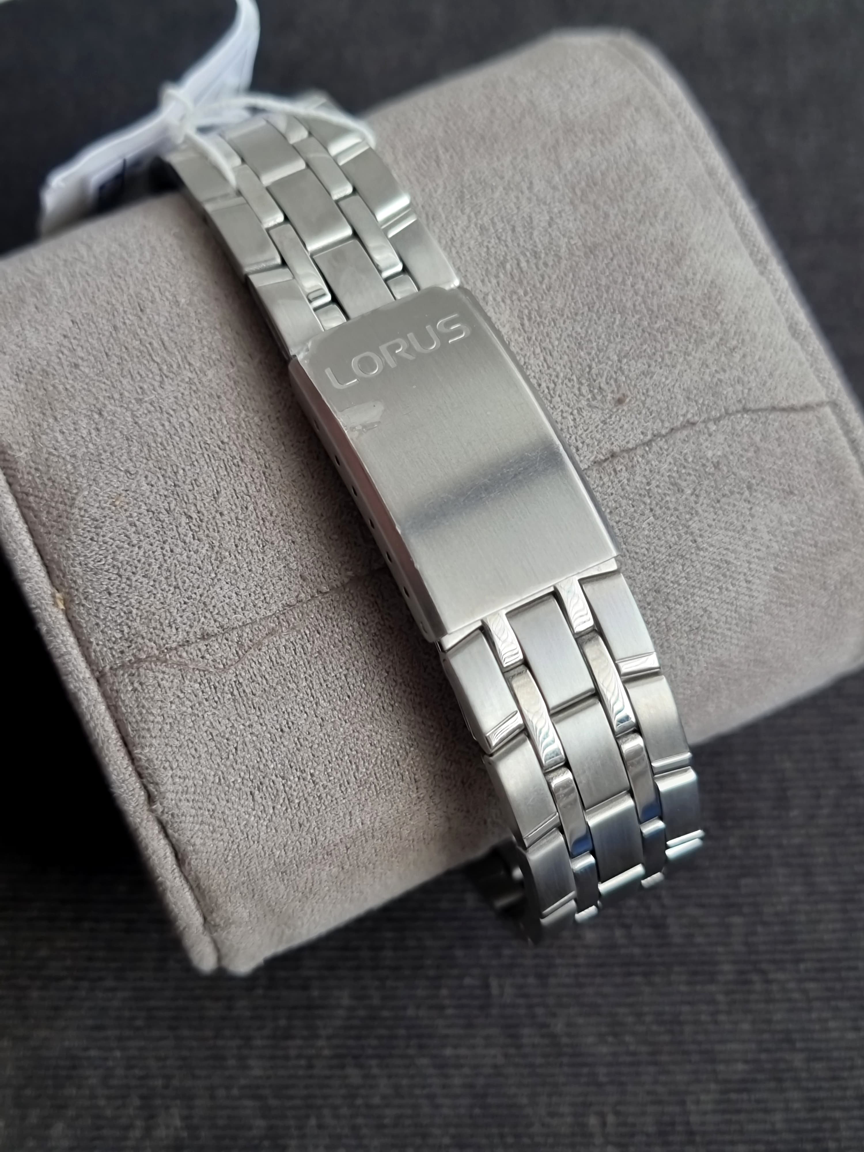 Lorus Sub Brand Of Seiko Gents Watch Blue Dial Quartz Watch