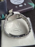 Fossil Women's Scarlette Mini Quartz Stainless Steel Three-Hand Watch, Color: Silver Glitz (Model: ES4317)