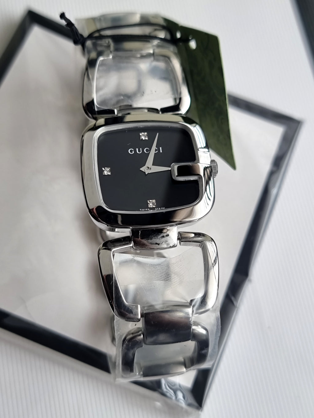 Gucci Women’s Swiss Made Quartz Stainless Steel Black Dial 32mm Watch YA125406