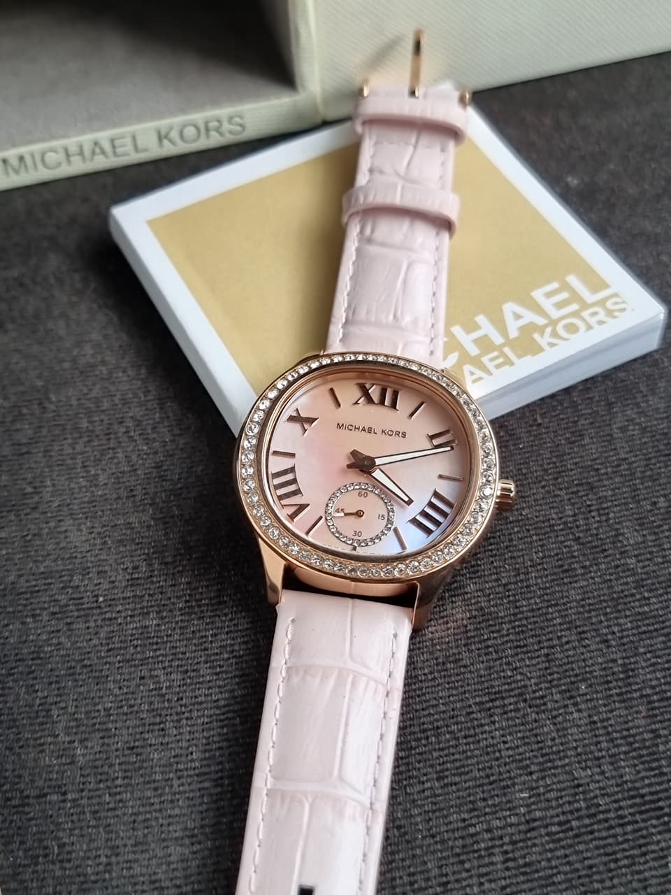 MICHAEL KORS  Sage Pave Mother of Pearl Dial Ladies Watch MK4820