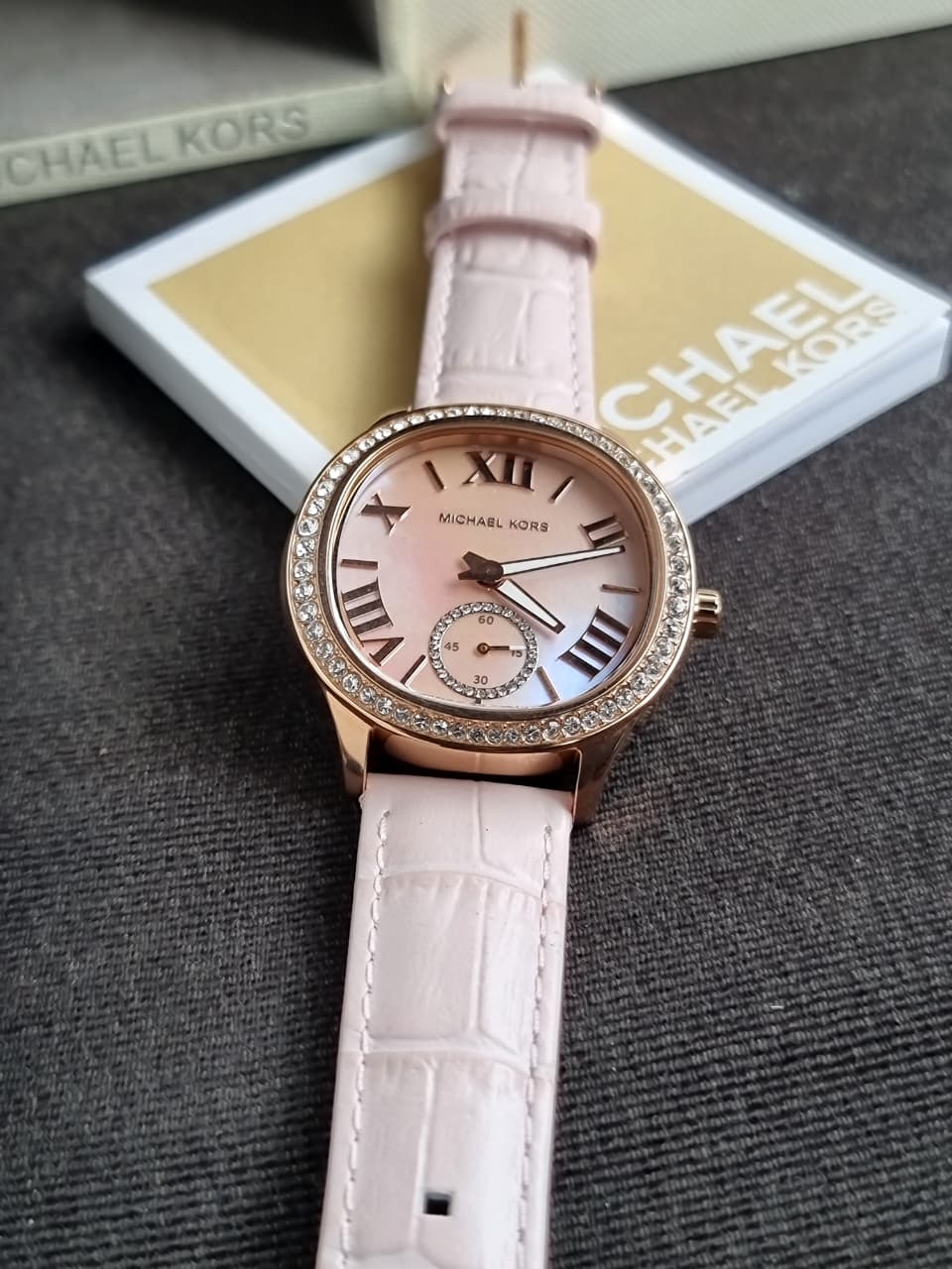 MICHAEL KORS  Sage Pave Mother of Pearl Dial Ladies Watch MK4820
