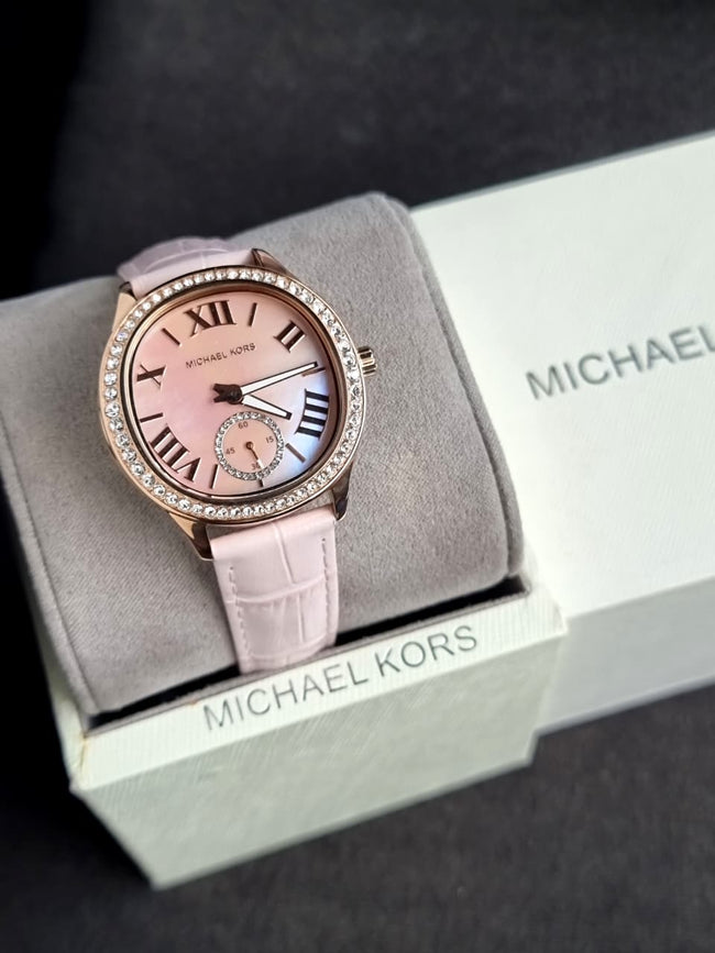 MICHAEL KORS  Sage Pave Mother of Pearl Dial Ladies Watch MK4820 Main Image
