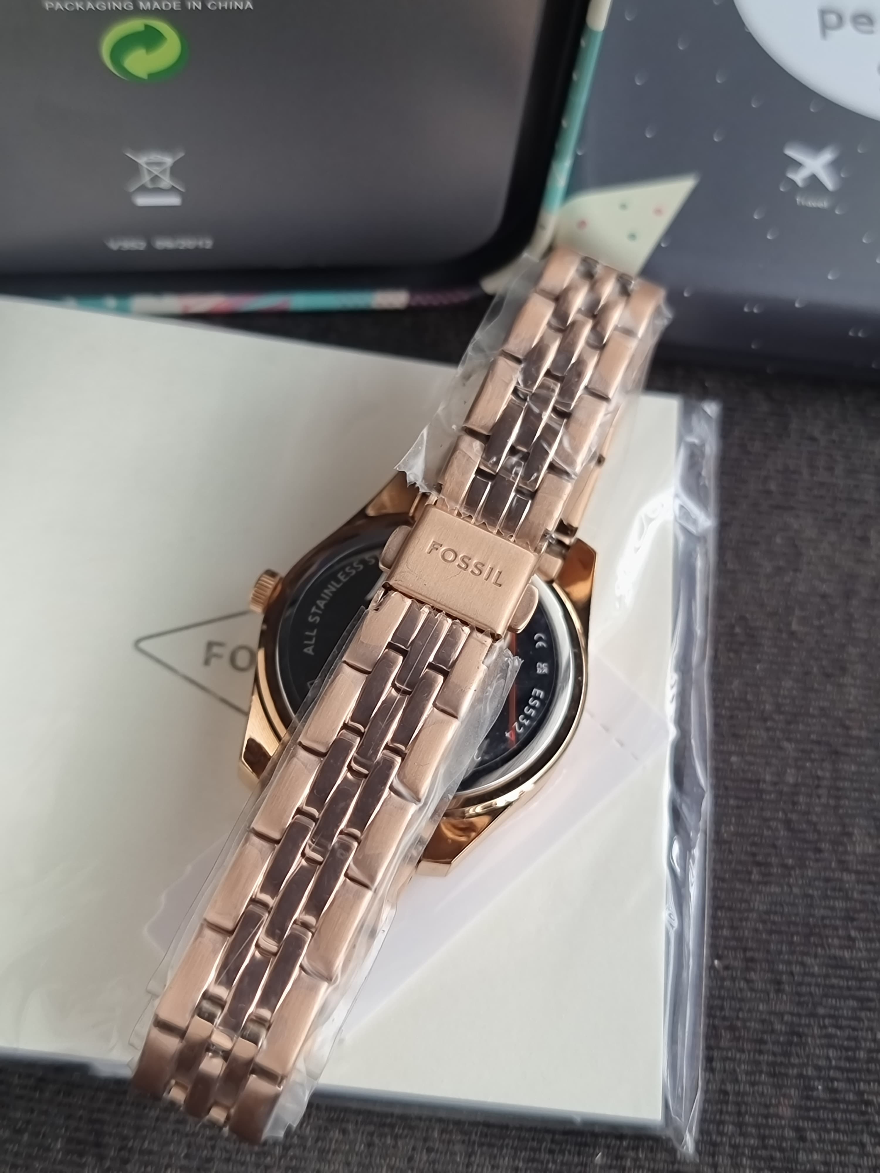 Fossil Scarlette Three-Hand Date Rose Gold-Tone Stainless Steel Watch Es5324