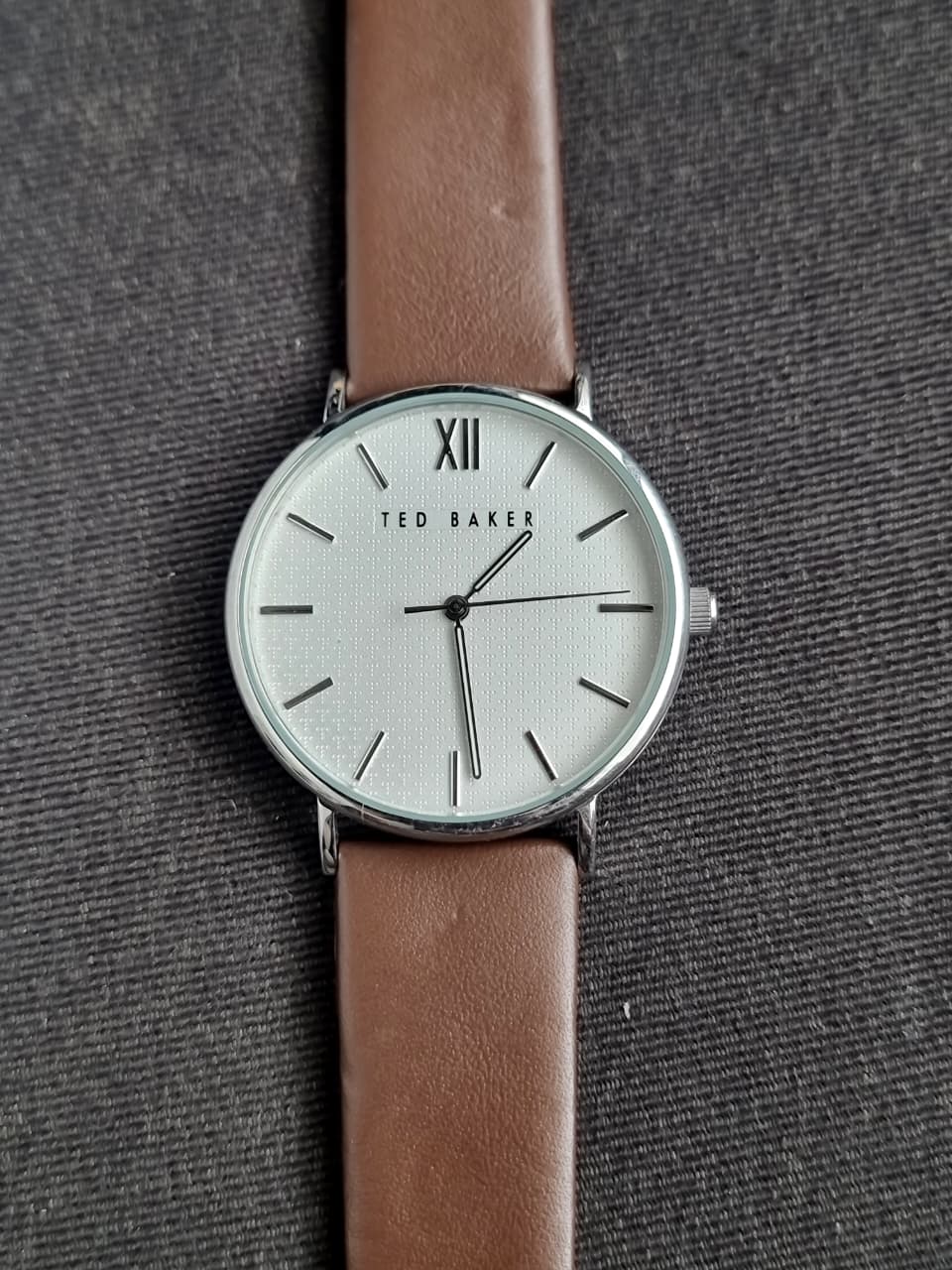 Ted Baker Men's 43 Mm Phylipa Gents, Silver/White/Brown, One Size, 43 mm Phylipa Gents