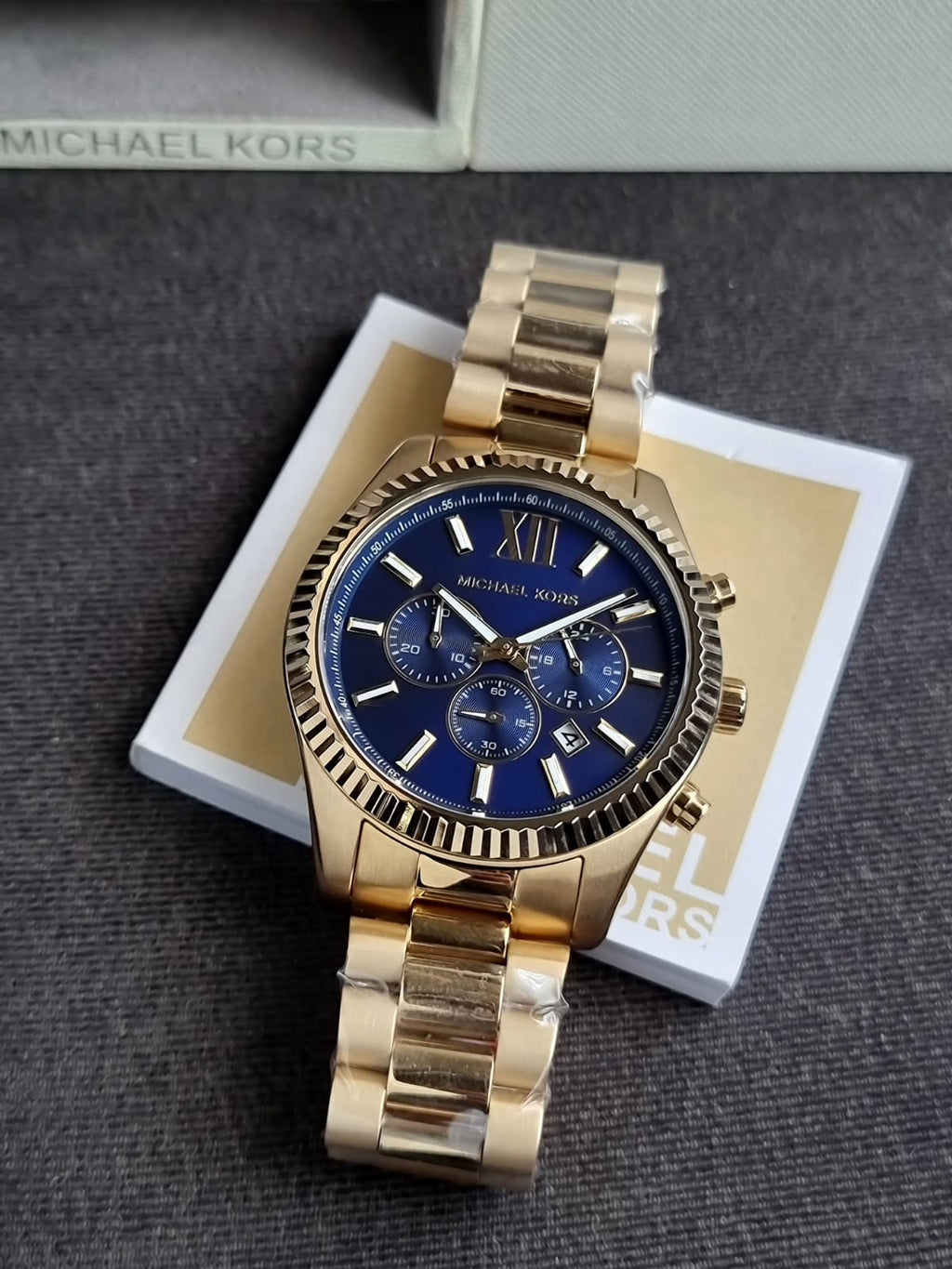 Michael Kors Lexington Men's Watch, Stainless Steel Bracelet Watch for Men mk9153 (WITHOUT TAG)