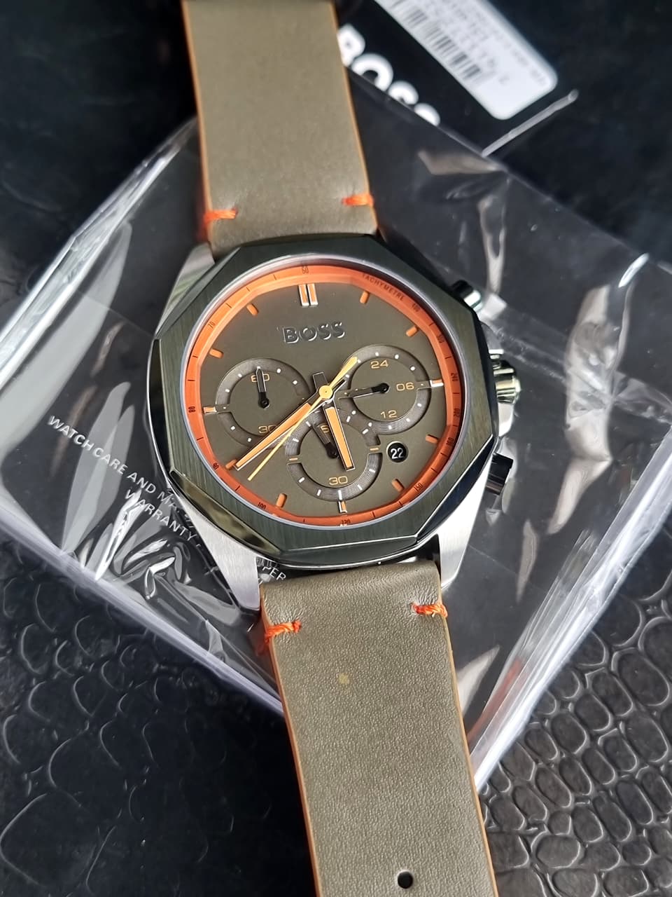 Hugo Boss Men’s Quartz Olive Green Leather Strap Olive Green Dial 45mm Watch 1514018