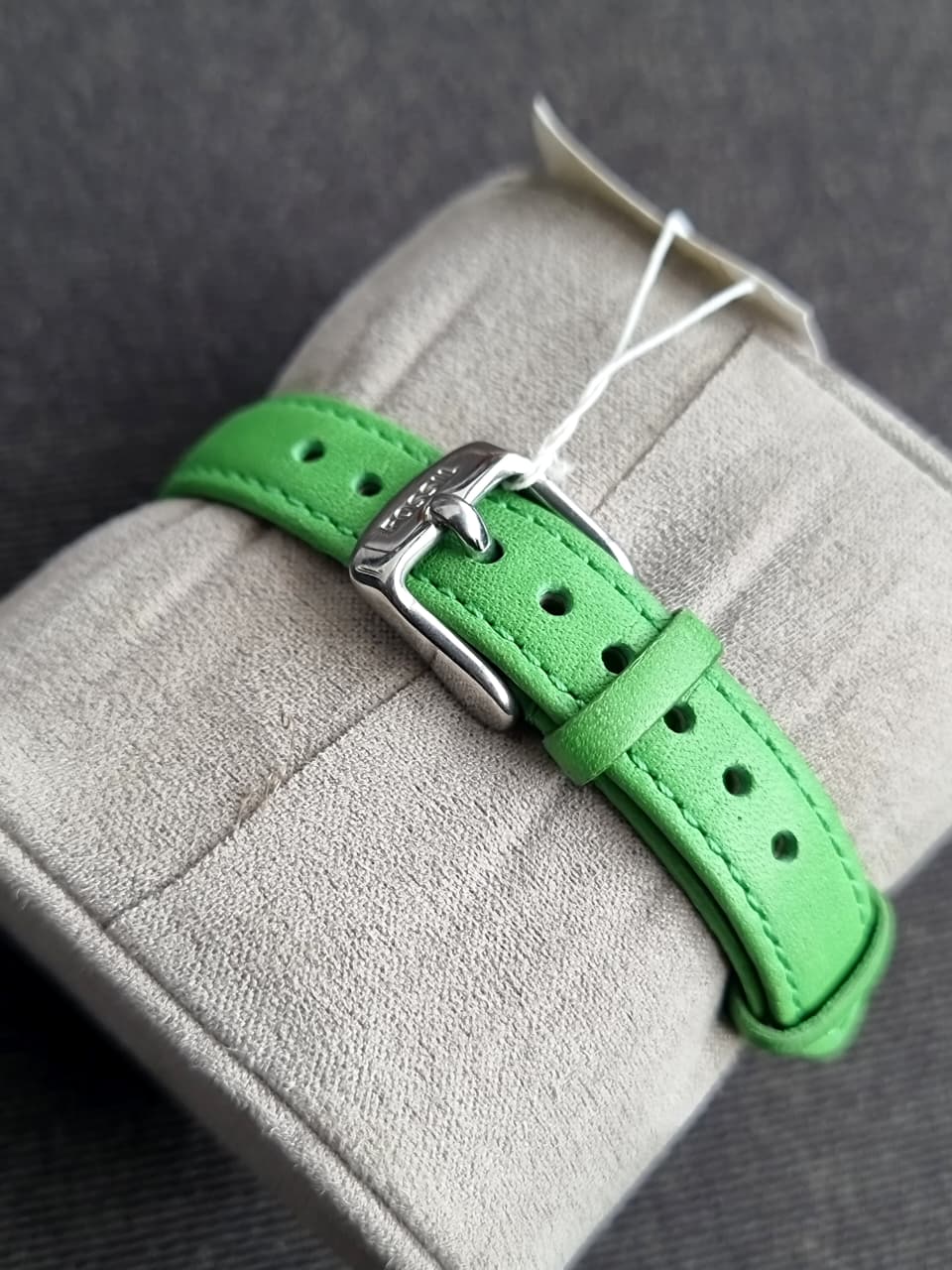 Fossil es3303 Ladies Watch Green Leather Strap Quartz Watch (BACK PLAIN ) Without BOX