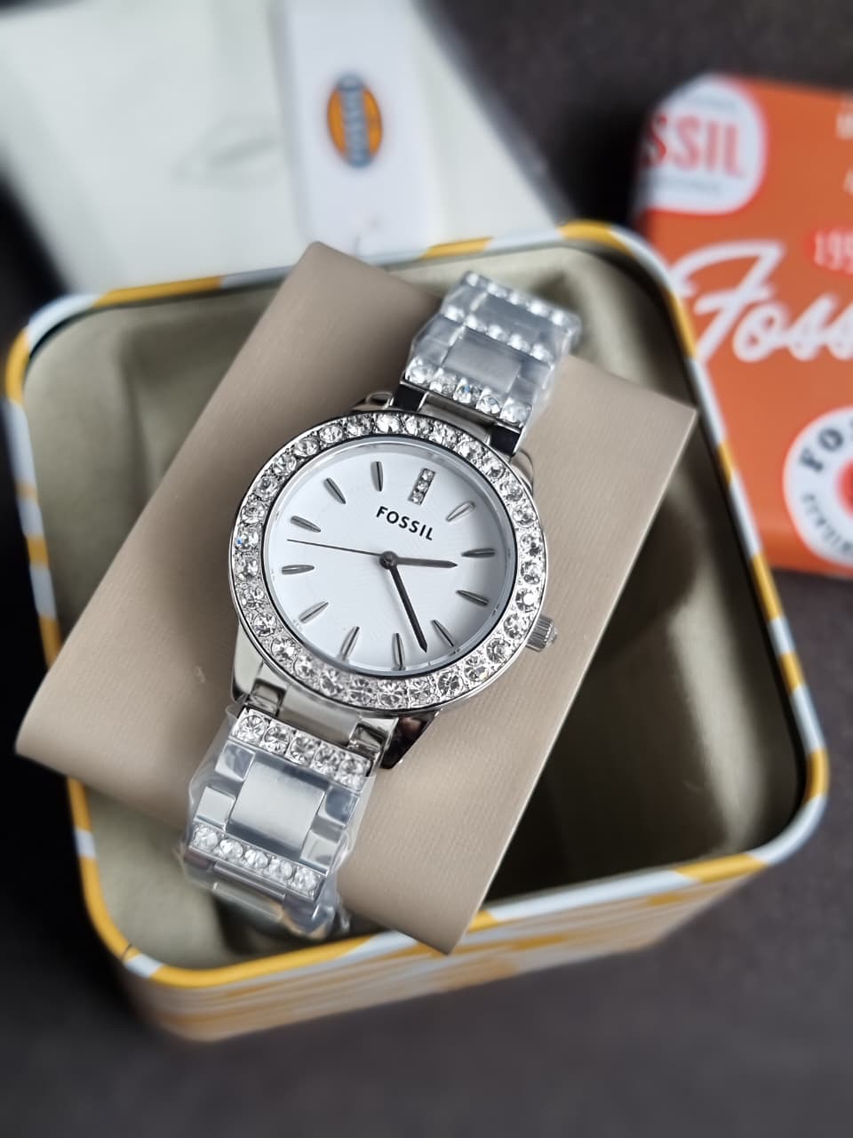 Fossil Women’s Quartz Silver Stainless Steel White Dial 34mm Watch ES2362
