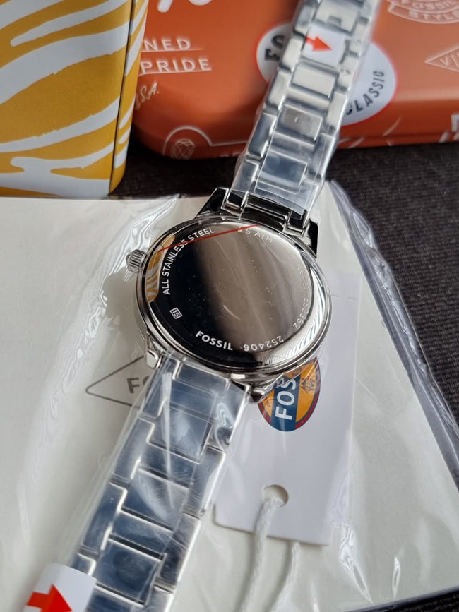 Fossil Women’s Quartz Silver Stainless Steel White Dial 34mm Watch ES2362 Main Image