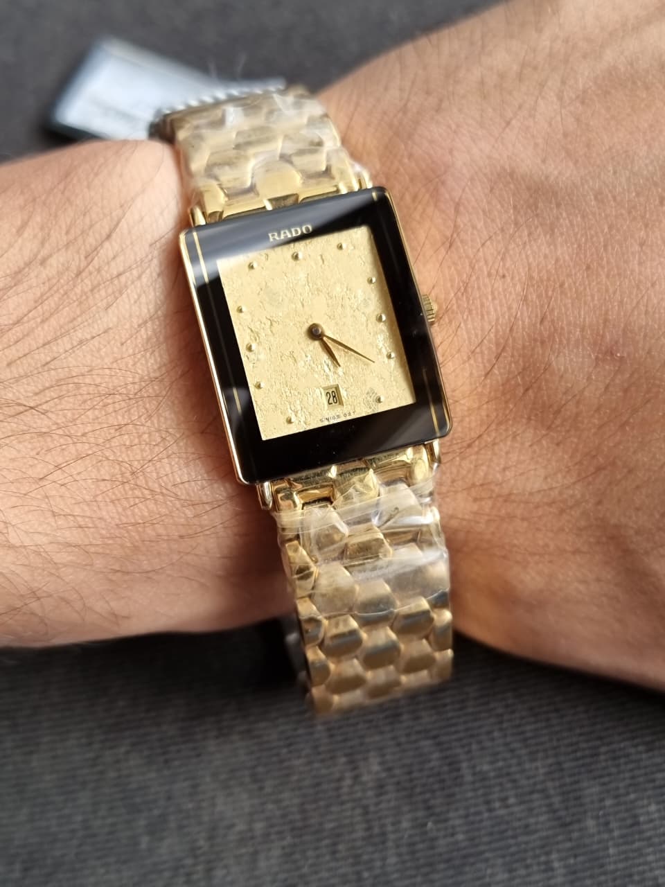 Rado Florence 160.3605 Gents Watch Golden Casing Golden Chain
