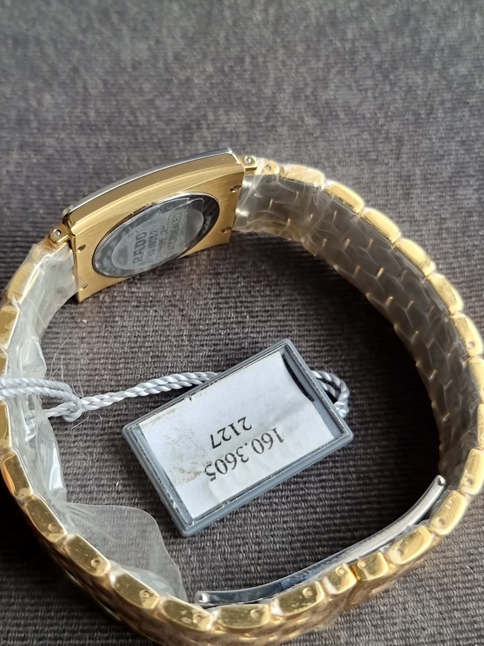 Rado Florence 160.3605 Gents Watch Golden Casing Golden Chain