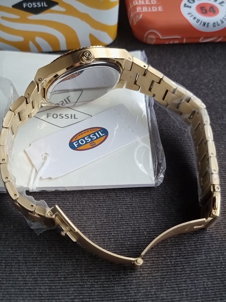 Fossil Women's Scarlette Quartz Stainless Steel Three-Hand Watch, Color: Gold (Model: ES5299)