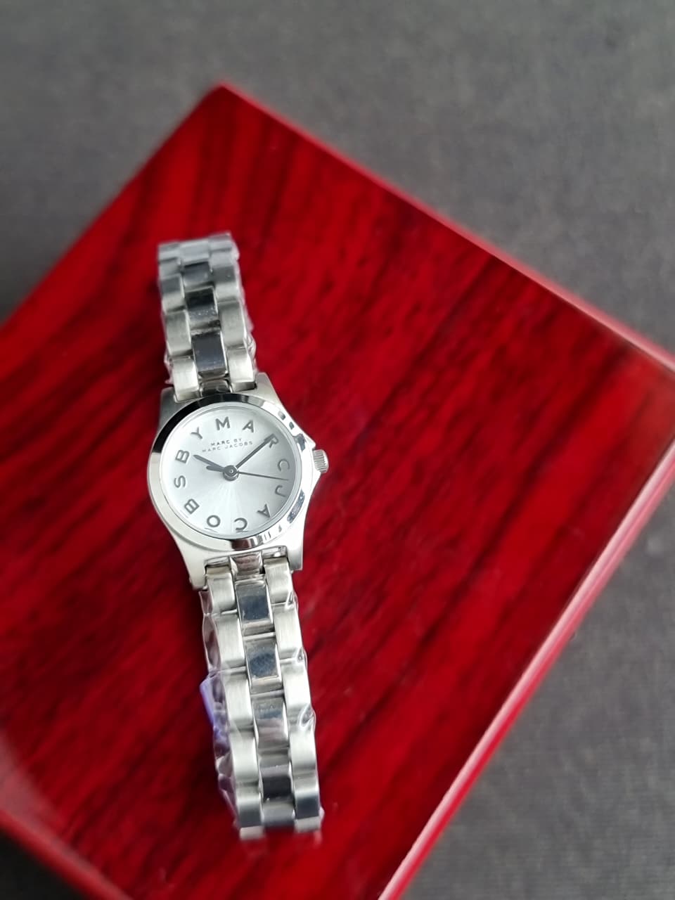 Marc by Marc Jacobs Henry Dinky Silver Dial Stainless Steel Ladies Watch MBM3198